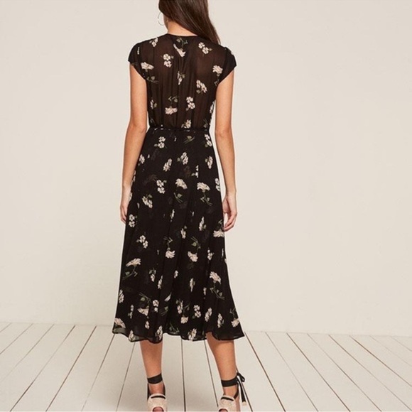 Reformation Carina Wrap Dress ***Rare *** - Picture 4 of 13